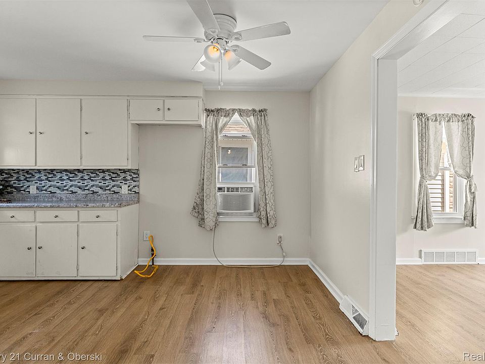 1644 Liberty Ave, photo 8