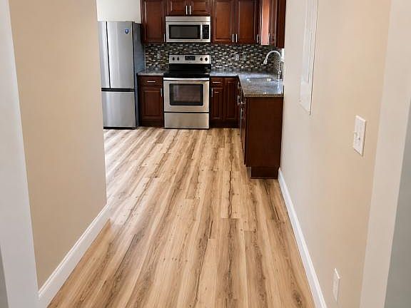 2nd image of 2738 1st Ave