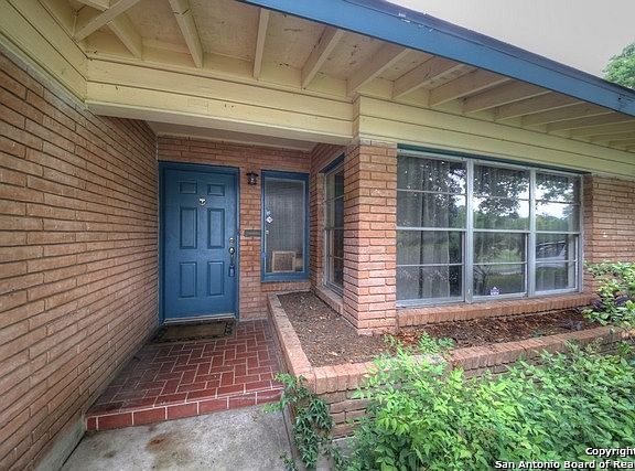 2nd image of 614 Wyndale Dr