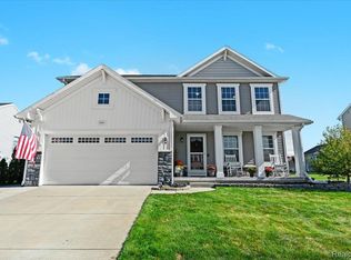3537 Amber Oaks Dr, Howell, MI
