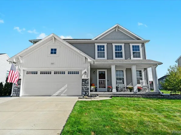 3537 Amber Oaks Dr, Howell, MI 48855