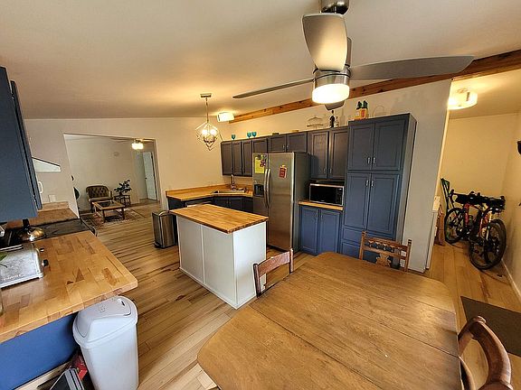 5th image of 1203 W Cottage Grove Ave