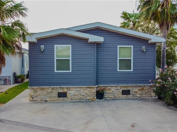 311 Sun Dial Cir, Port Isabel, TX 78578