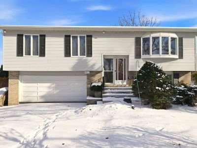 8815 S 83rd Ct, Oak Lawn, IL, 60457