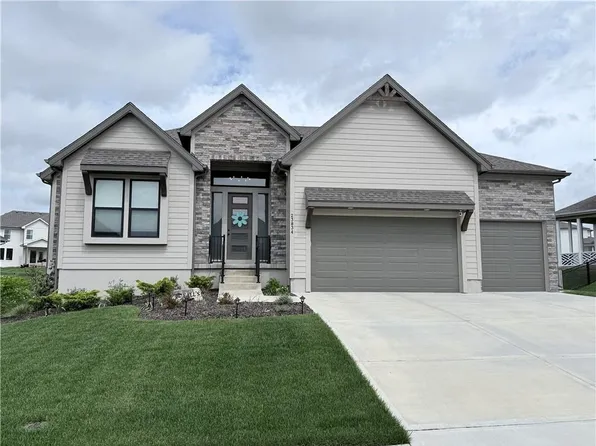 23834 W 58th Pl, Shawnee, KS 66226