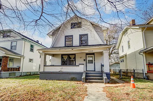 1045 Shakespeare Ave Photo 1