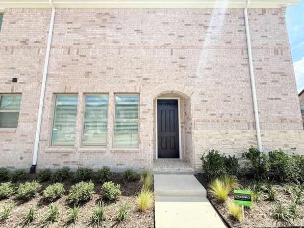 536 Parkside Dr