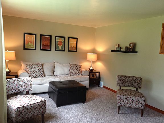 2nd image of 59 Susan Ln