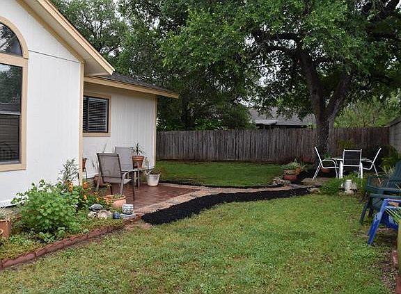 5th image of 1704 Hickory Dr