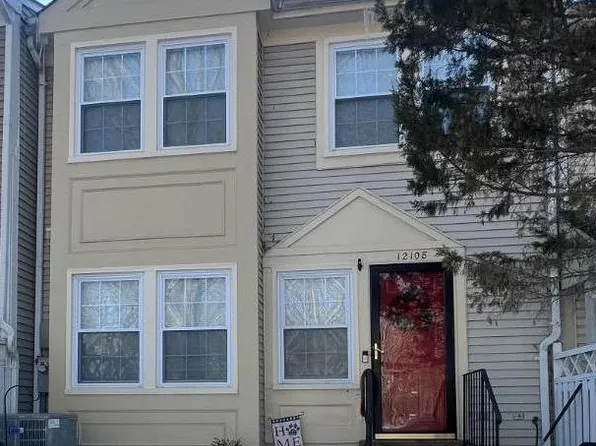 12108 Springwoods Dr, Woodbridge, VA 22192