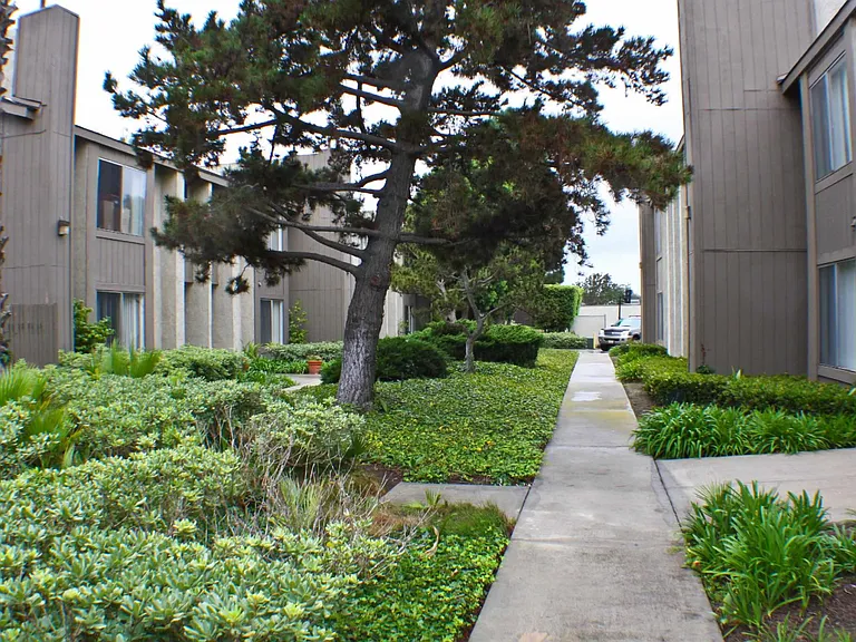 19072 Florida St #14 — Photo 2