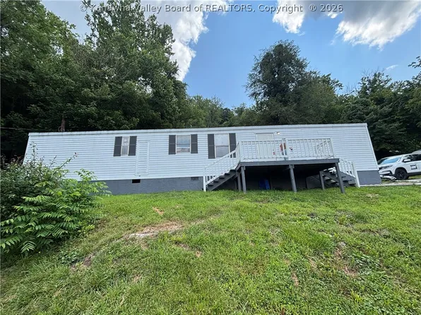 6078 Charleston Rd., Bancroft, WV 25011