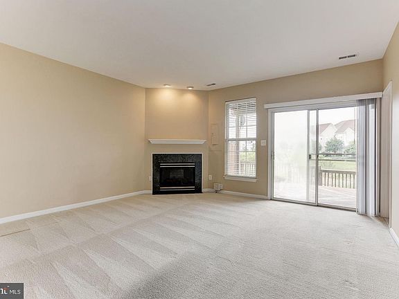 5th image of 12956 Park Crescent Cir