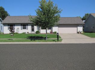 719 Troy St, Onalaska, WI 54650