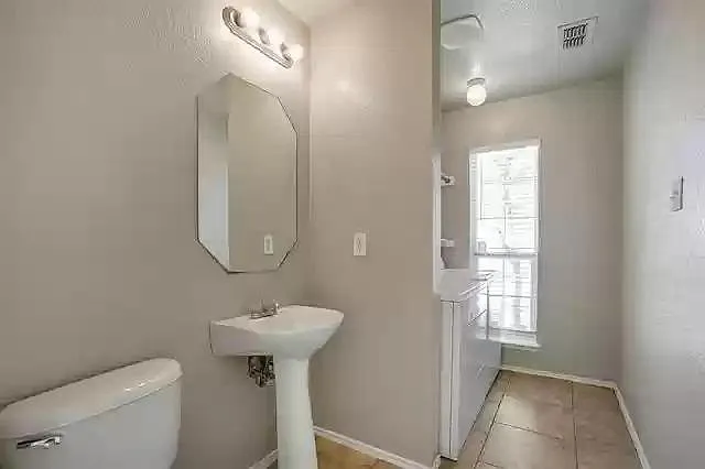 1316 Pine Ln — Photo 11