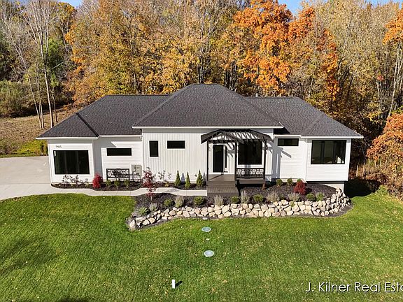 2nd image of 9465 Wabasis Pointe Dr NE