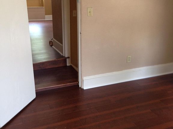 4th image of 418 E Grove St APT 1