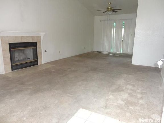 2nd image of 138 N Santa Clara Ct