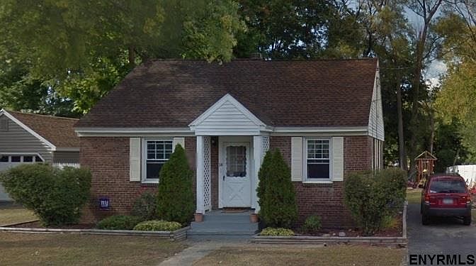 1st image of 14 Campbell Dr