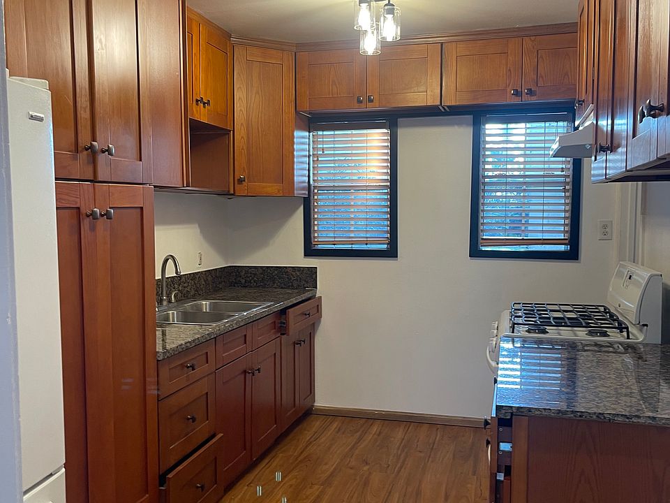1st image of 532 E Acacia Ave APT A