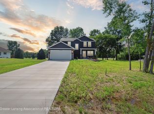 4948 Old Silo Dr, Pleasant Lake, MI 49272