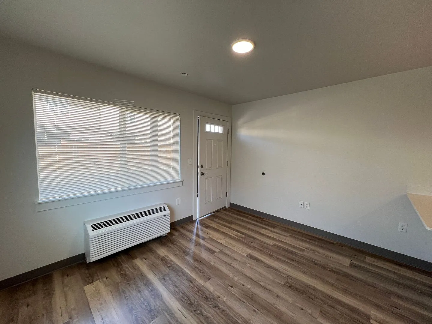 Weber Apartments — Photo 3