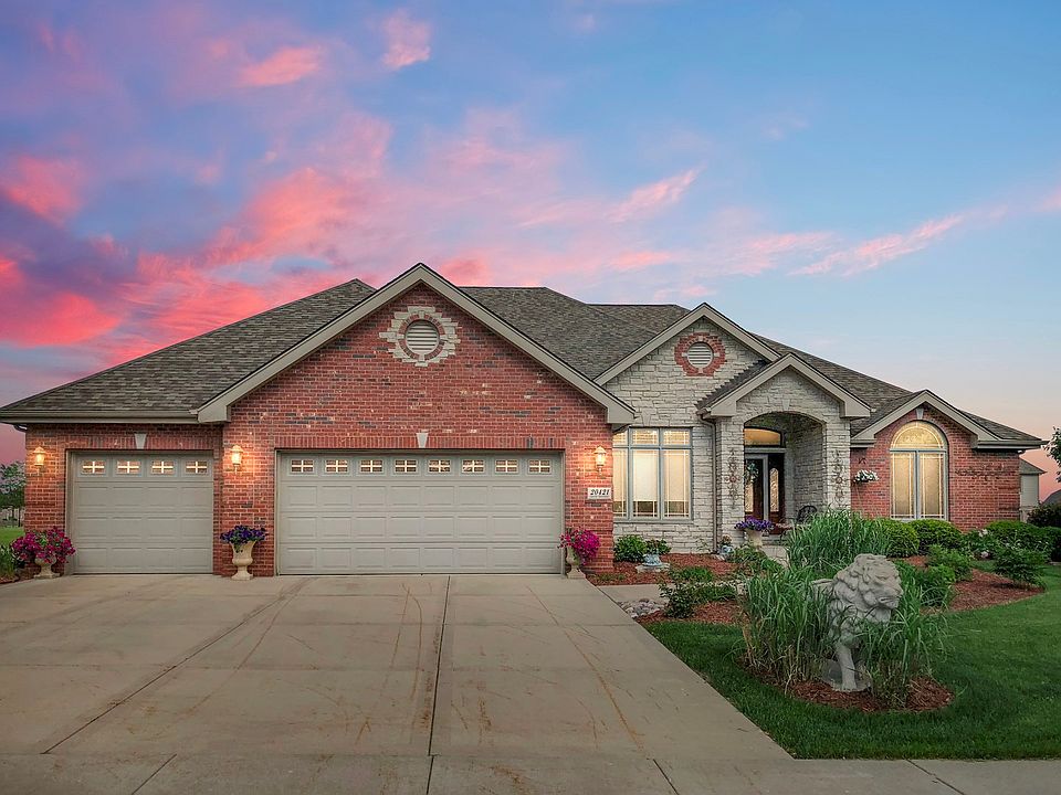 1st image of 20421 Grand Traverse Dr