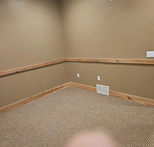9702 N 6670 W — Photo 8