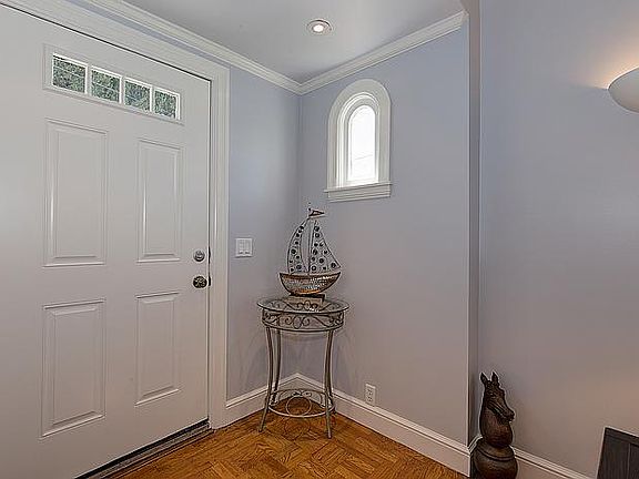 2nd image of 1150 Madison Ave
