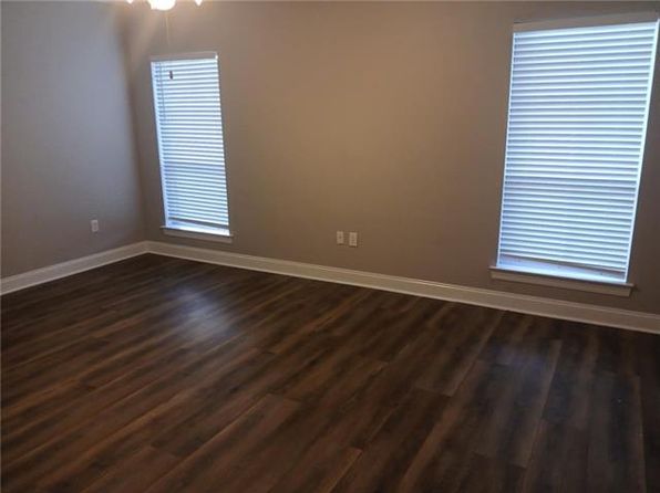 4085 Water Oak Dr, Zachary, LA 70791