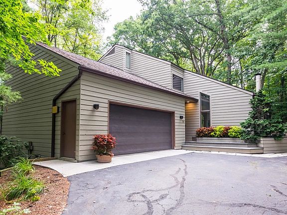 2nd image of 770 Watershed Dr