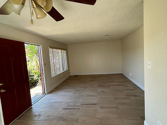 2nd image of 954 Greenfield Ave