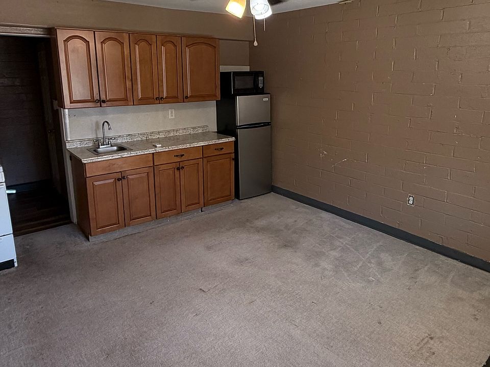 1st image of 221 S Main Ave #6
