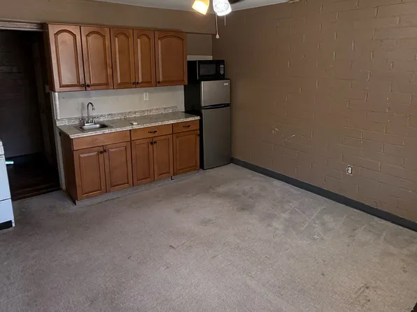 221 S Main Ave #6, Aztec, NM 87410