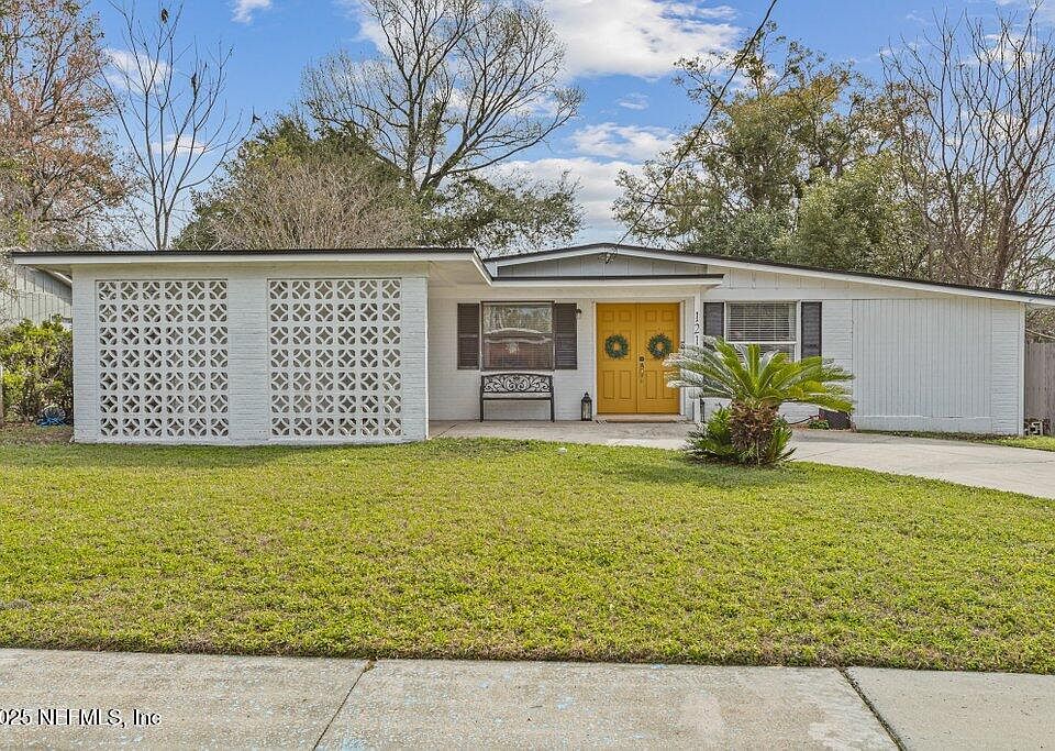 1st image of 1213 KNOBB HILL Drive