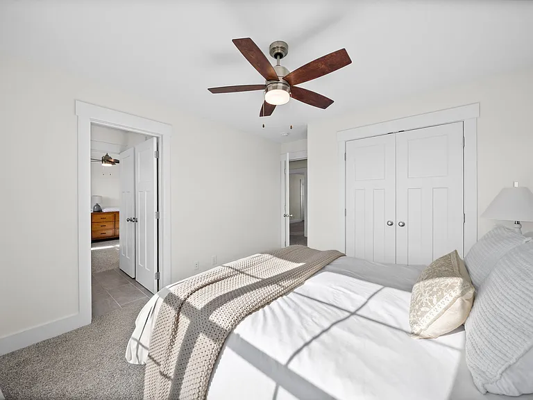 354 Frontier Dr — Photo 25