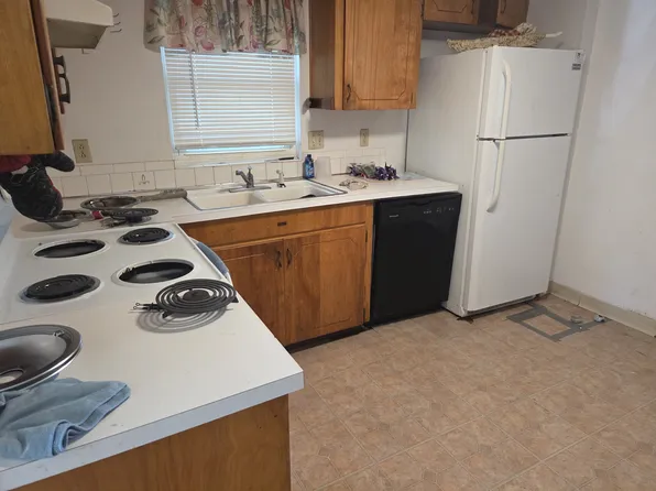 3602 NE 67th St, Kansas City, MO 64119