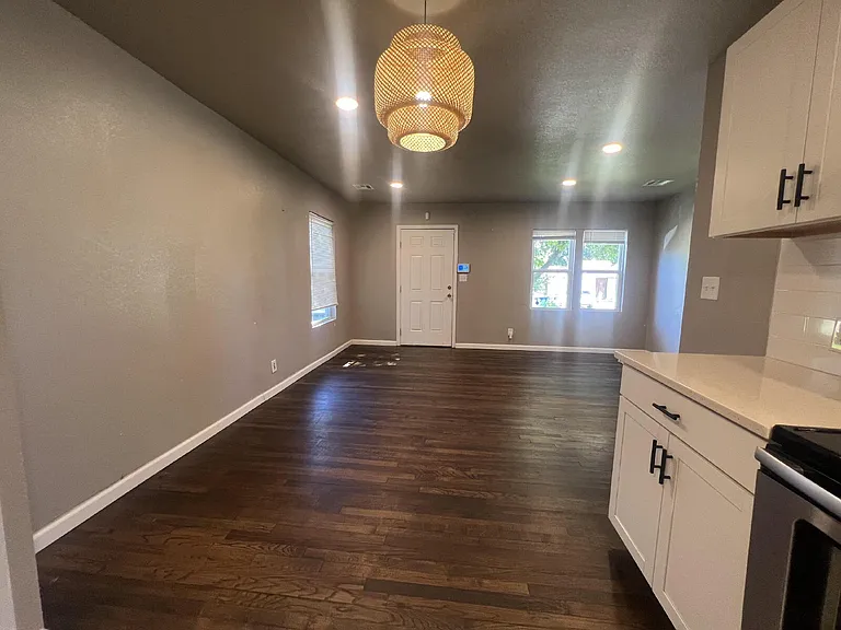 4936 E Haskell Pl — Photo 7