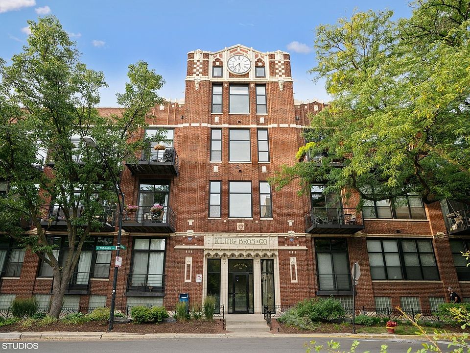 1st image of 2300 W Wabansia Ave APT 400