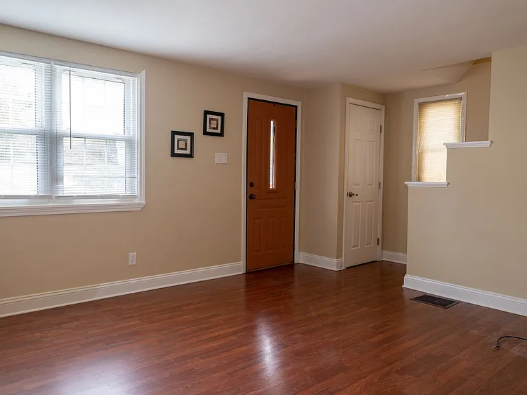 726 Hestor Dr — Photo 19