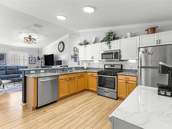 3rd image of 1660 ORR TERRACE
