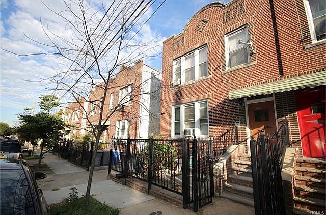 2nd image of 2139 Bruckner Blvd