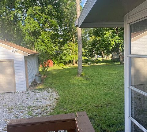 4th image of 4129 Stow Rd