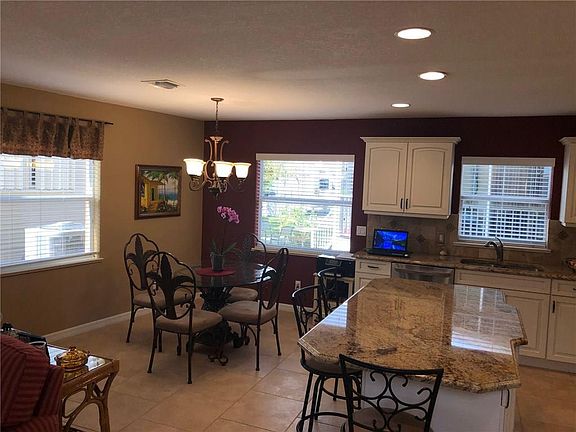 5th image of 458 Nettles Blvd