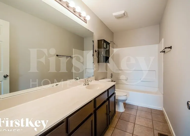 44 Spring Borough Ct — Photo 10