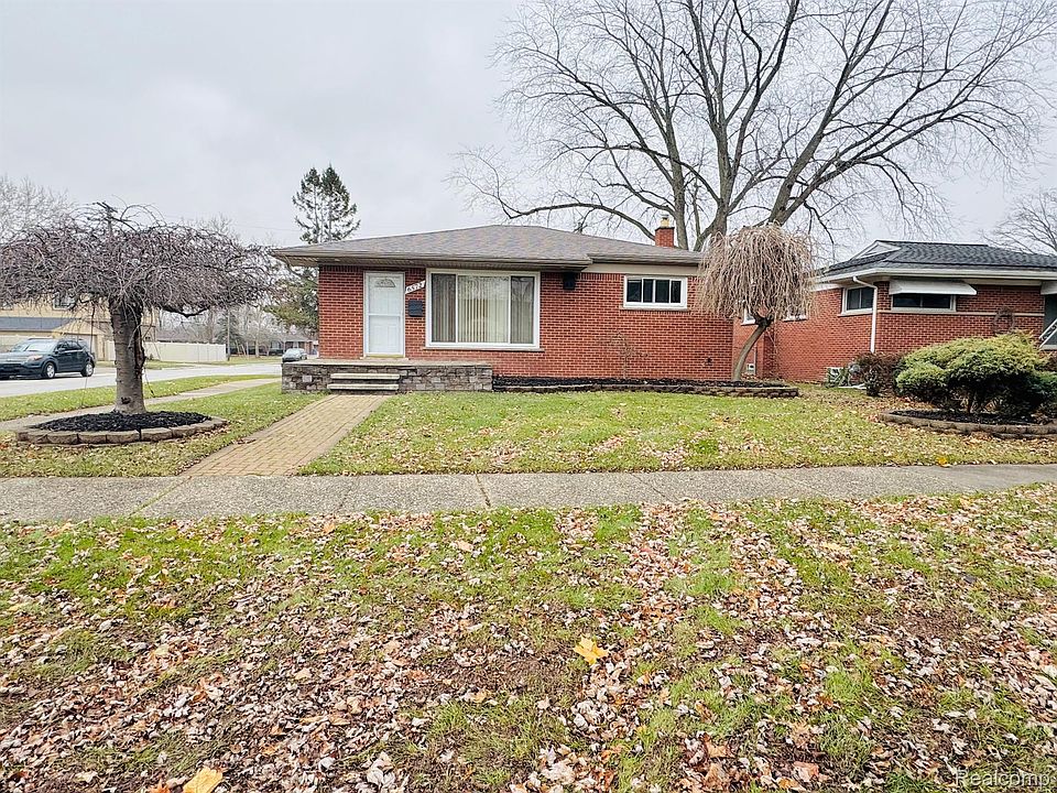 1st image of 6572 Centralia St