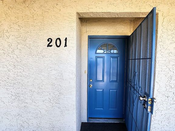 3rd image of 17855 N 40th St Unit 201