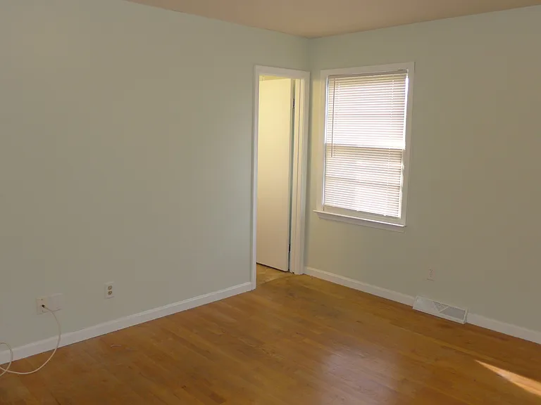 93 Great Lake Dr — Photo 12