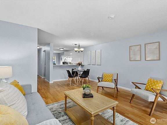 4th image of 160 Newport Way NW #47F