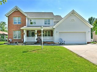 607 Chestnut Ln, Youngstown, OH 44512